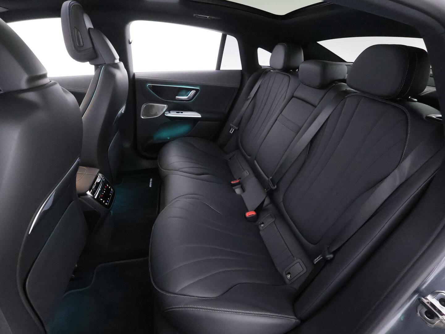 MERCEDES-BENZ EQE 2025