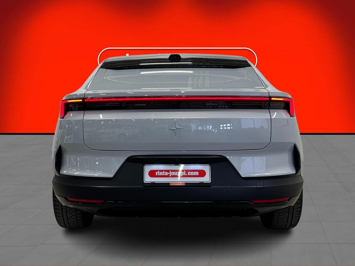 POLESTAR 4 2025