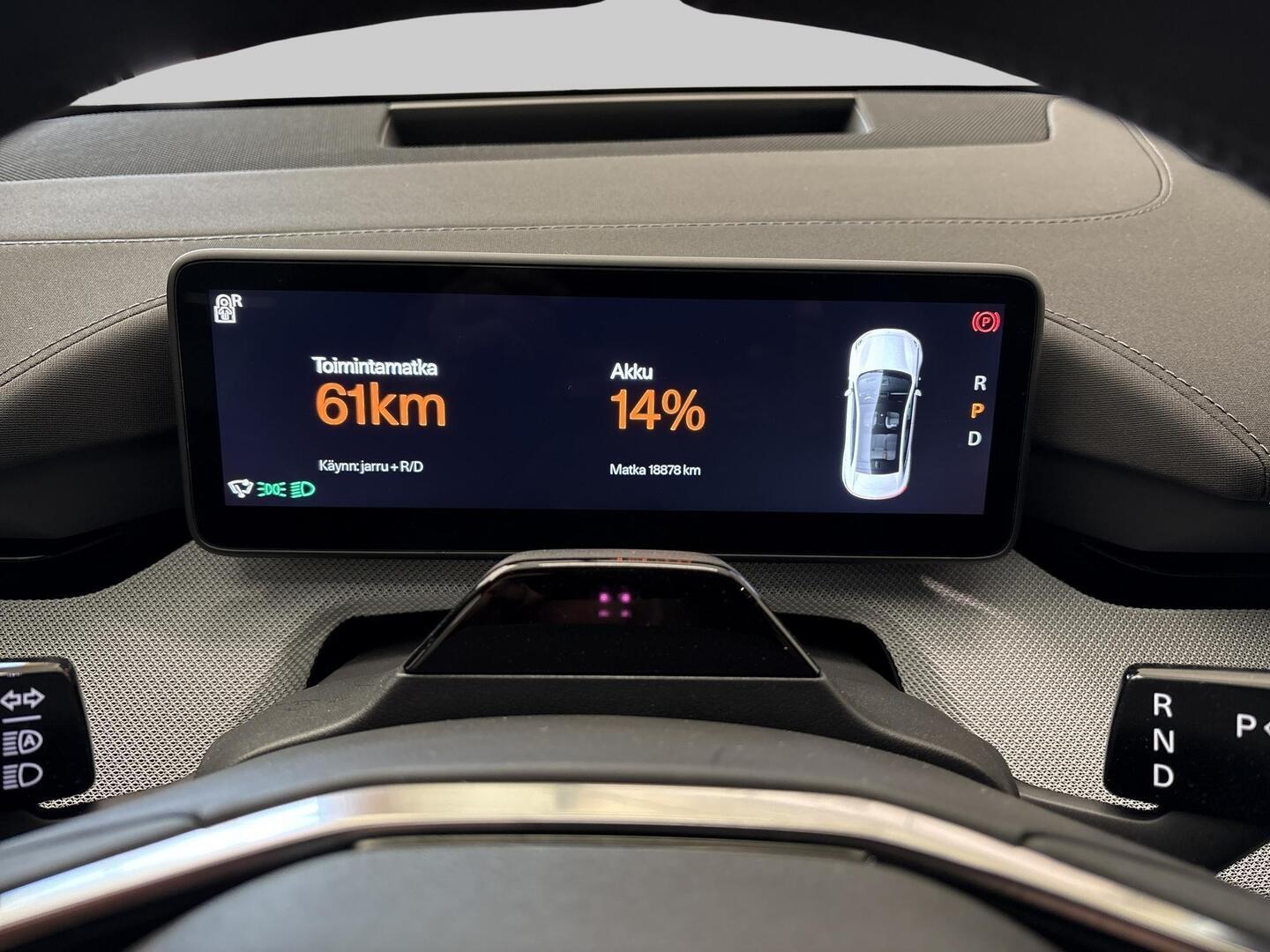 POLESTAR 4 2025