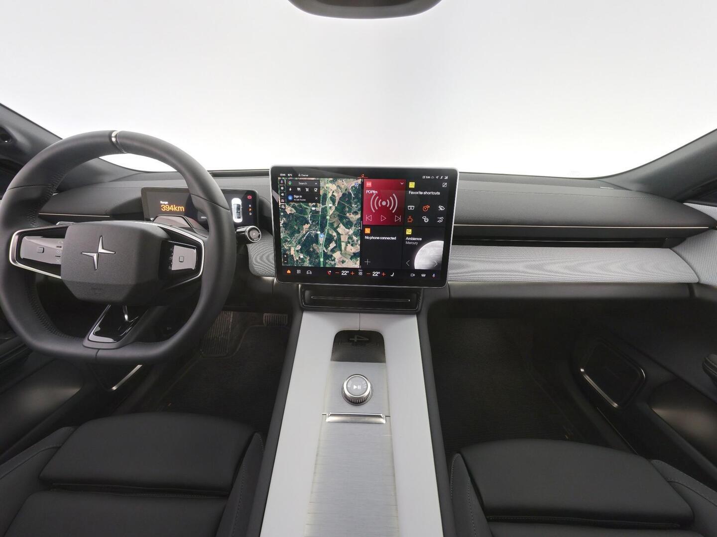 POLESTAR 4 2025