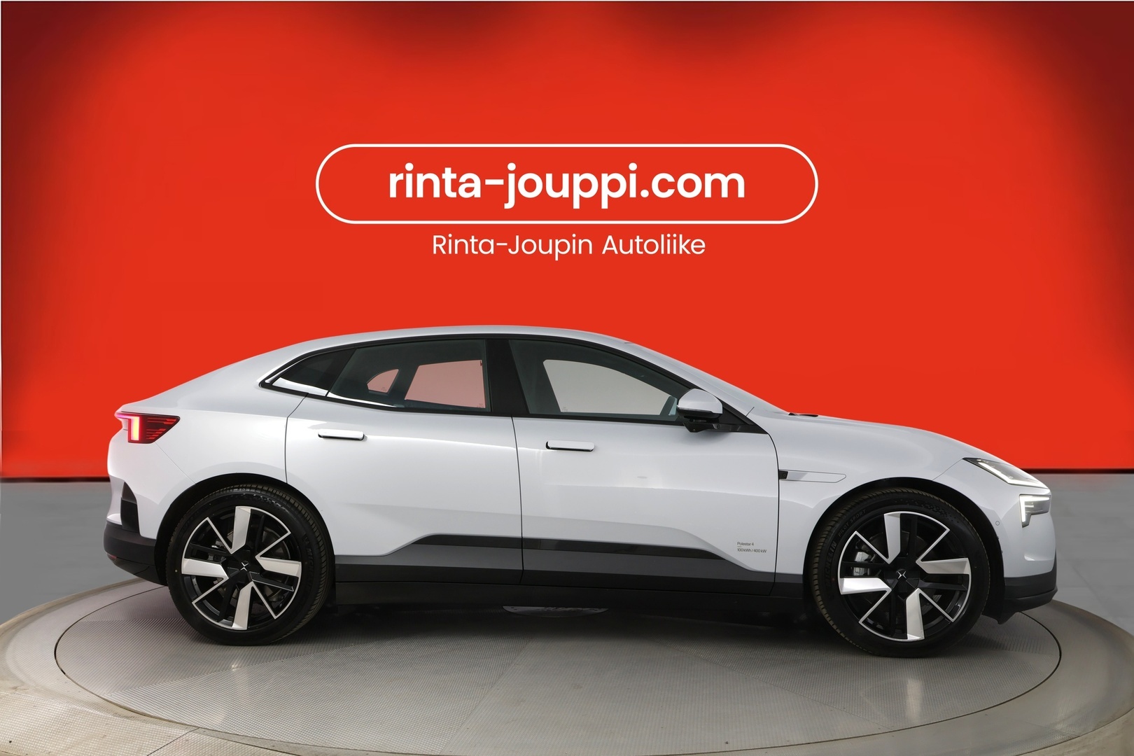 POLESTAR 4 2025