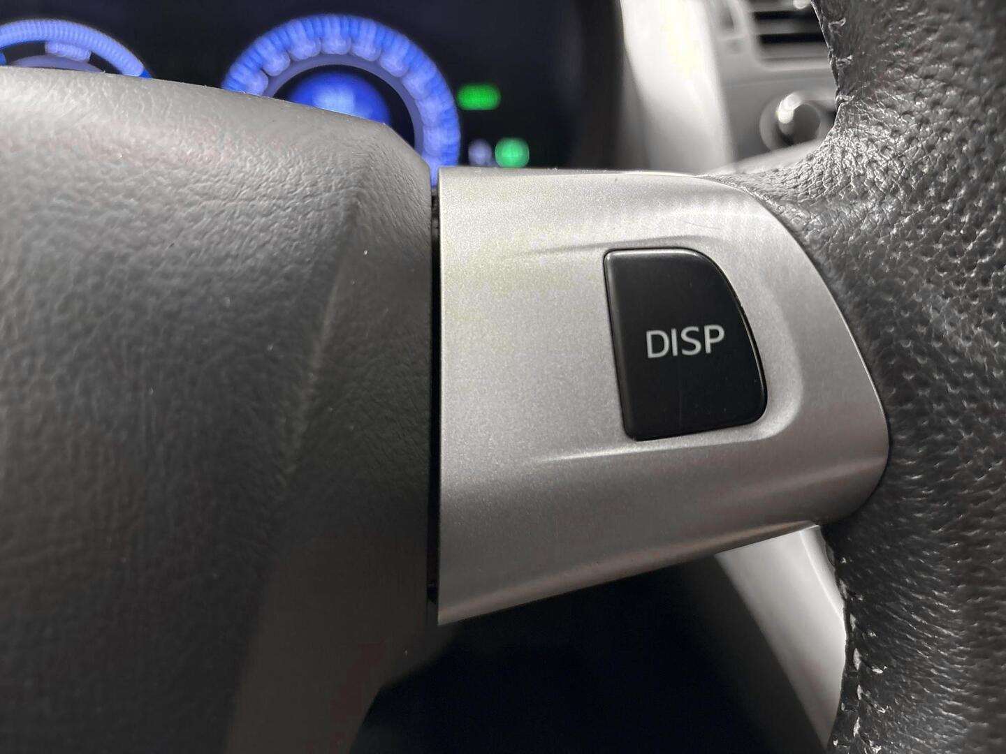 TOYOTA Auris 2012