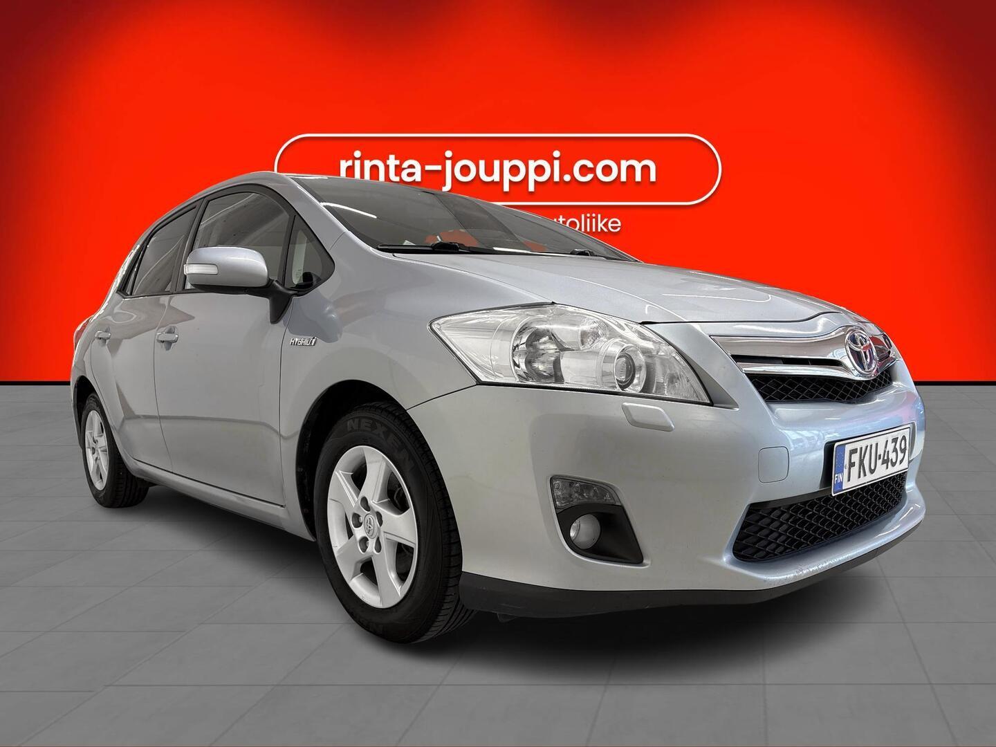 TOYOTA Auris 2012