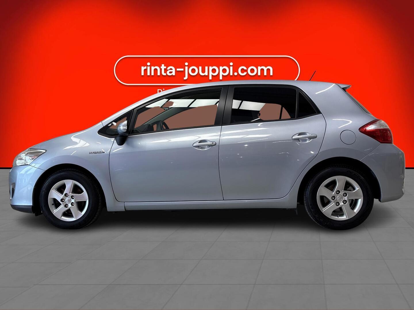TOYOTA Auris 2012