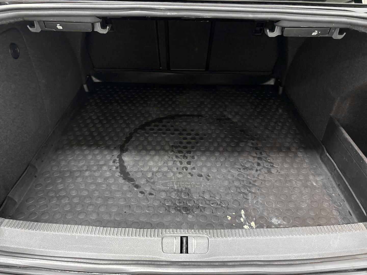 VOLKSWAGEN Passat 2014