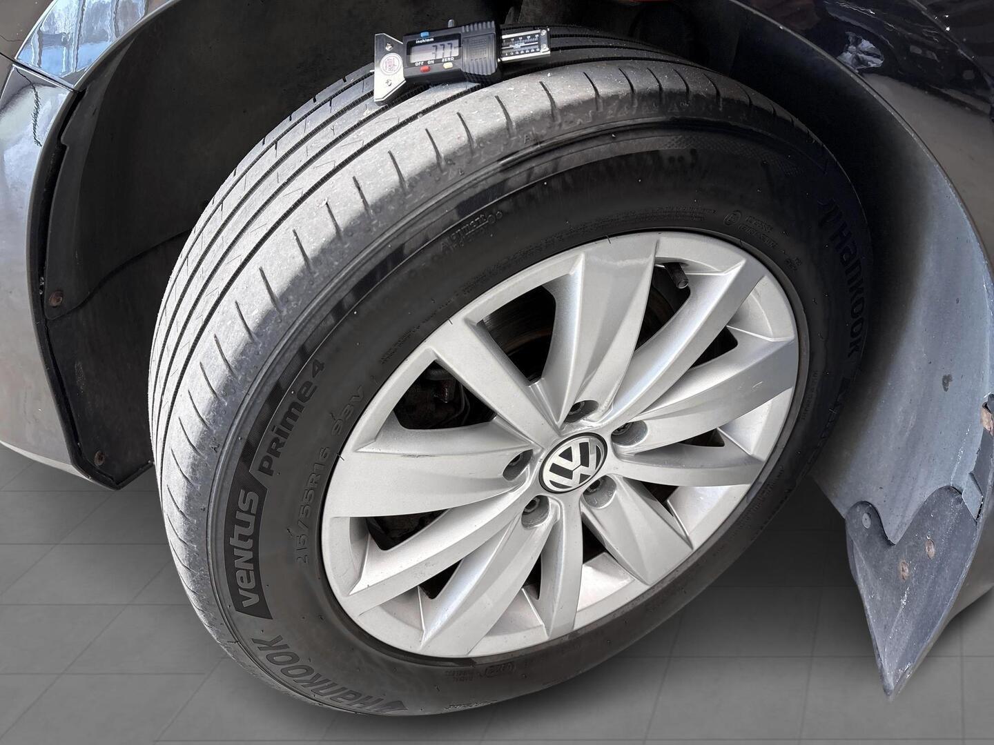 VOLKSWAGEN Passat 2014
