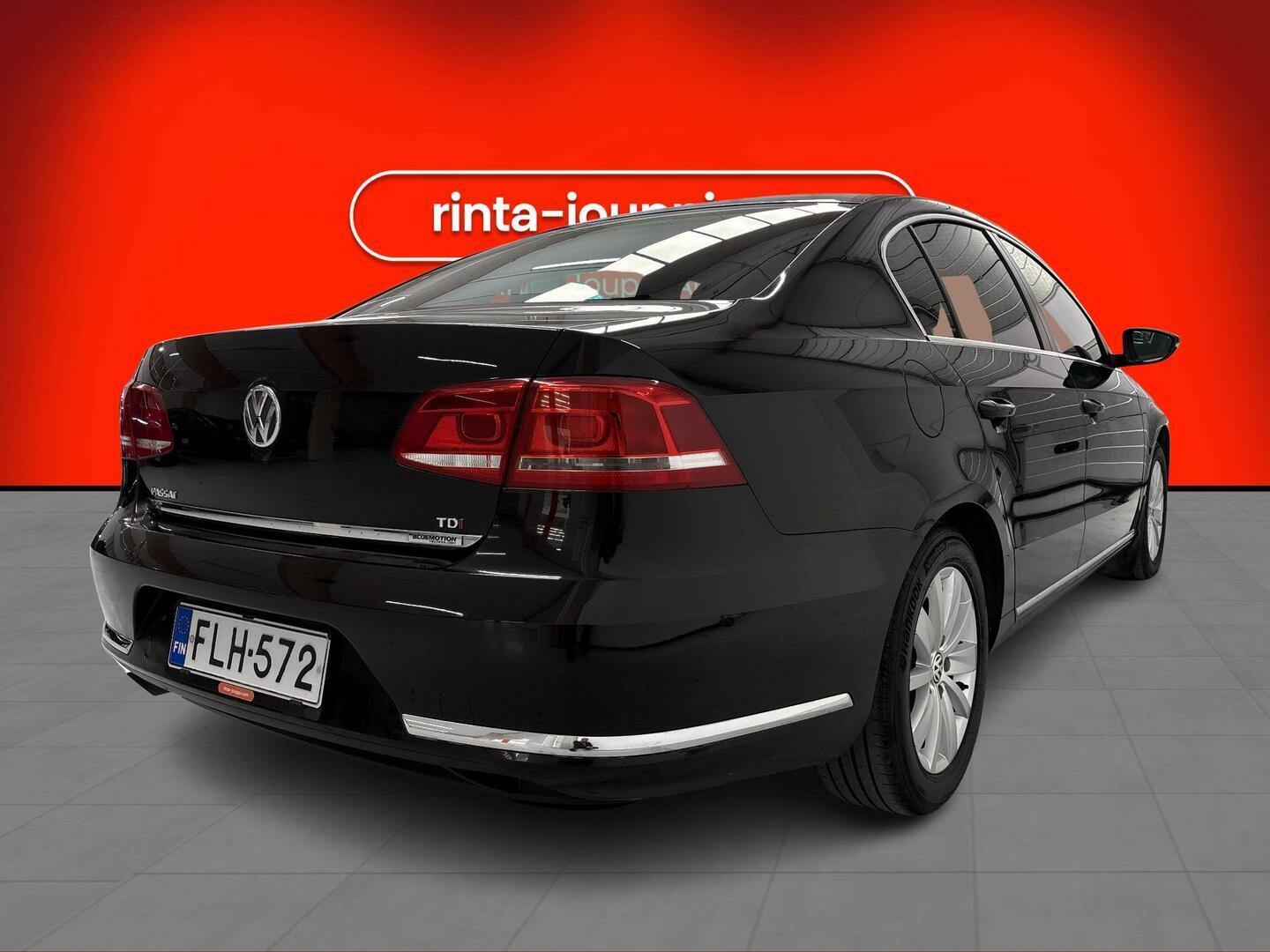 VOLKSWAGEN Passat 2014