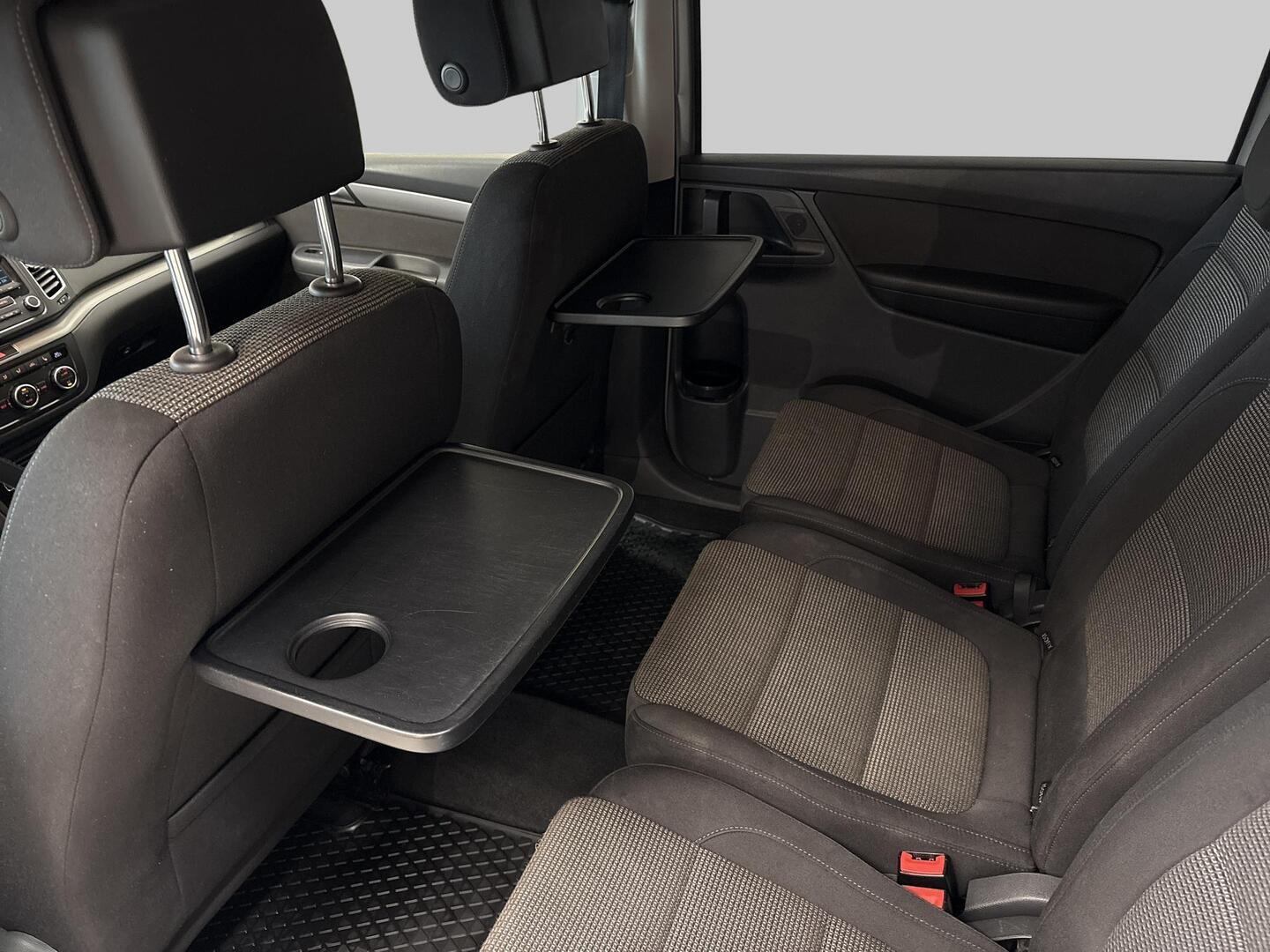 VOLKSWAGEN Sharan 2014