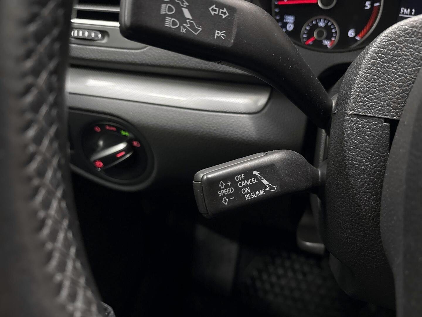VOLKSWAGEN Sharan 2014