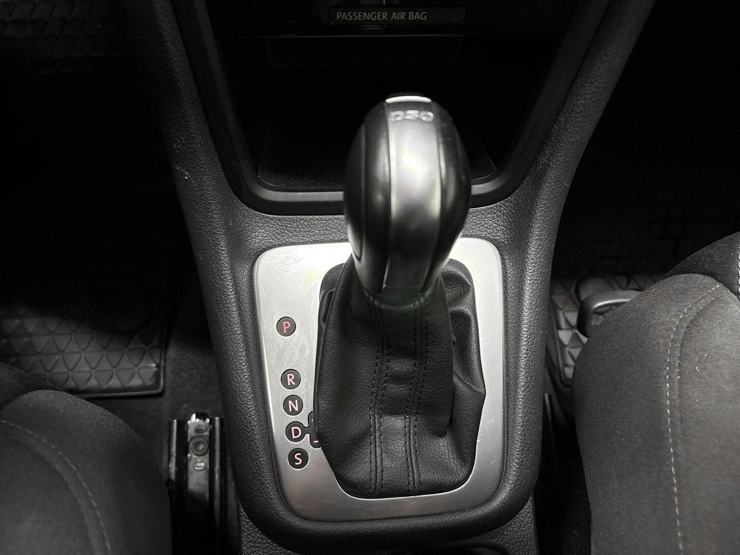 VOLKSWAGEN Sharan 2014