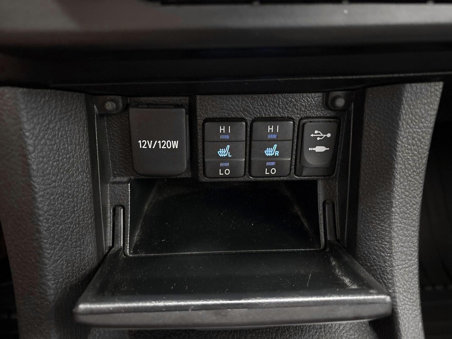 TOYOTA Corolla 2015