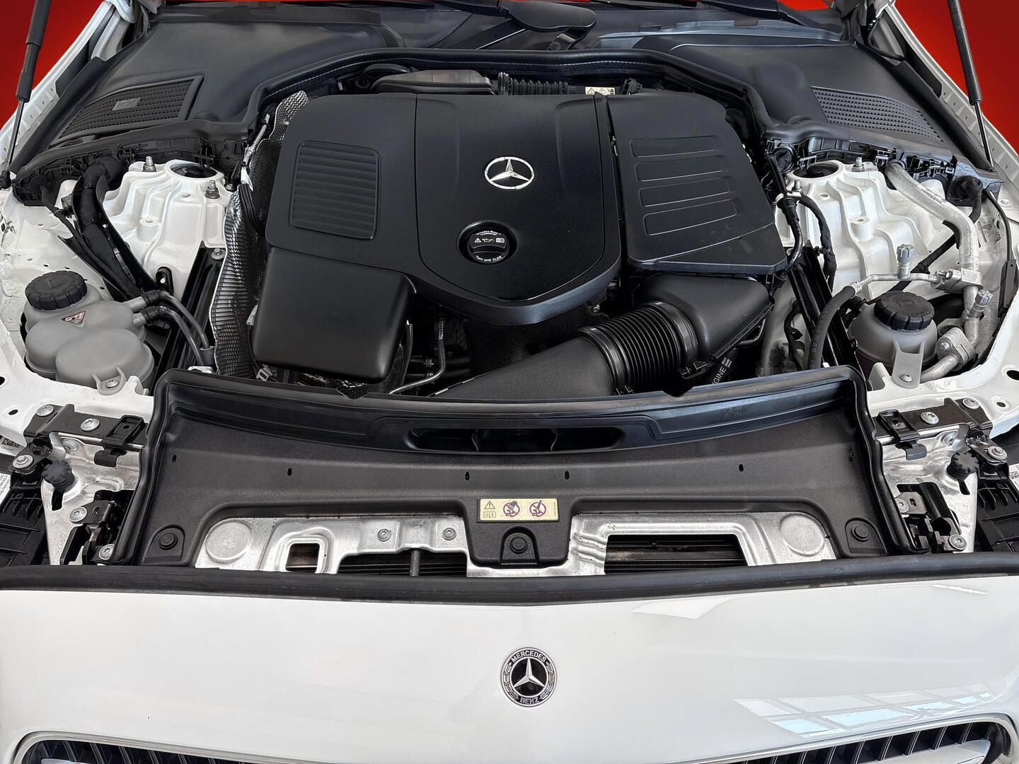 MERCEDES-BENZ C 2022