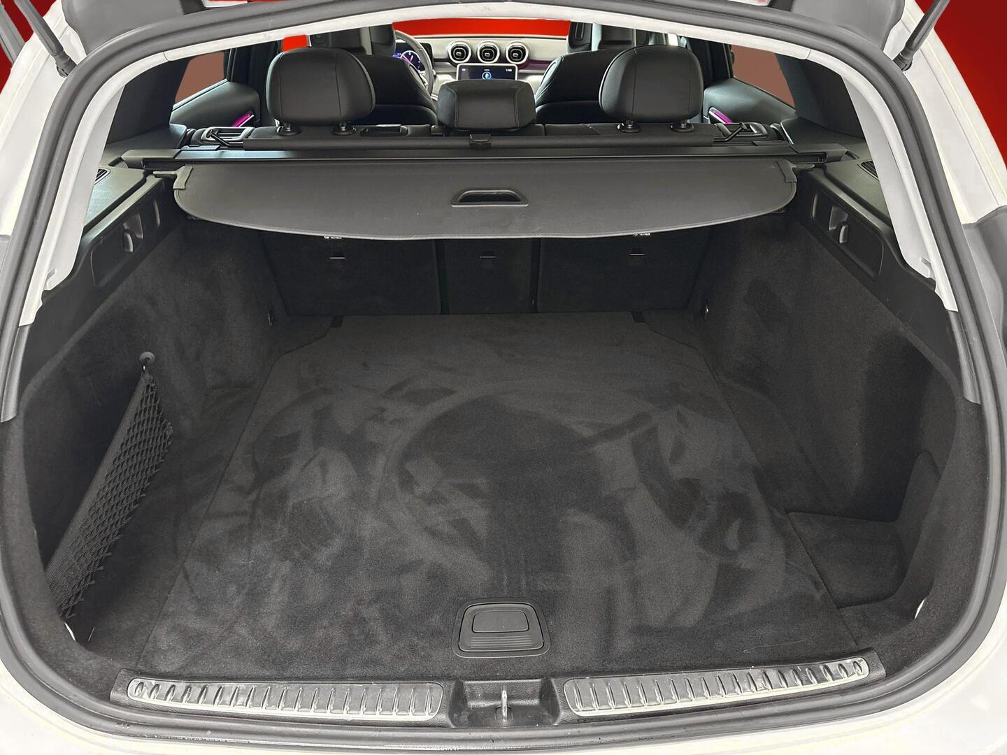 MERCEDES-BENZ C 2022