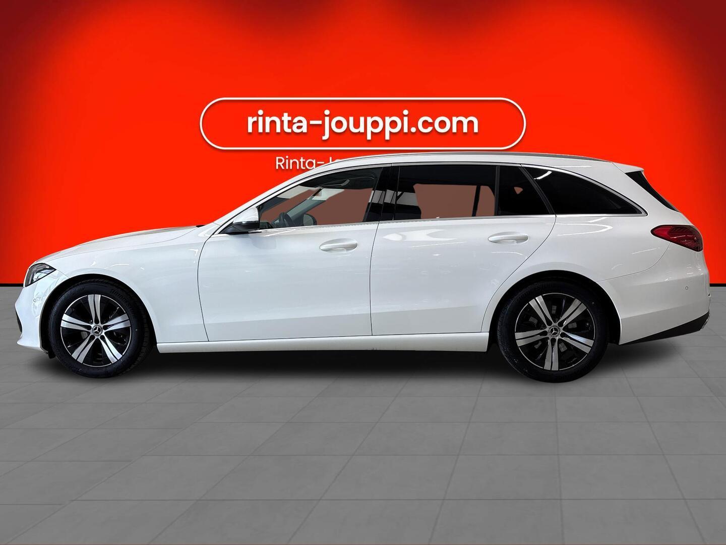 MERCEDES-BENZ C 2022