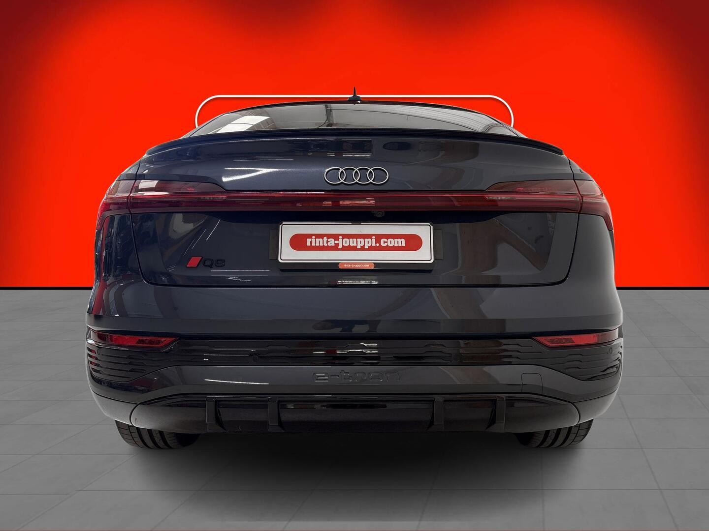AUDI Q8 E-TRON 2024