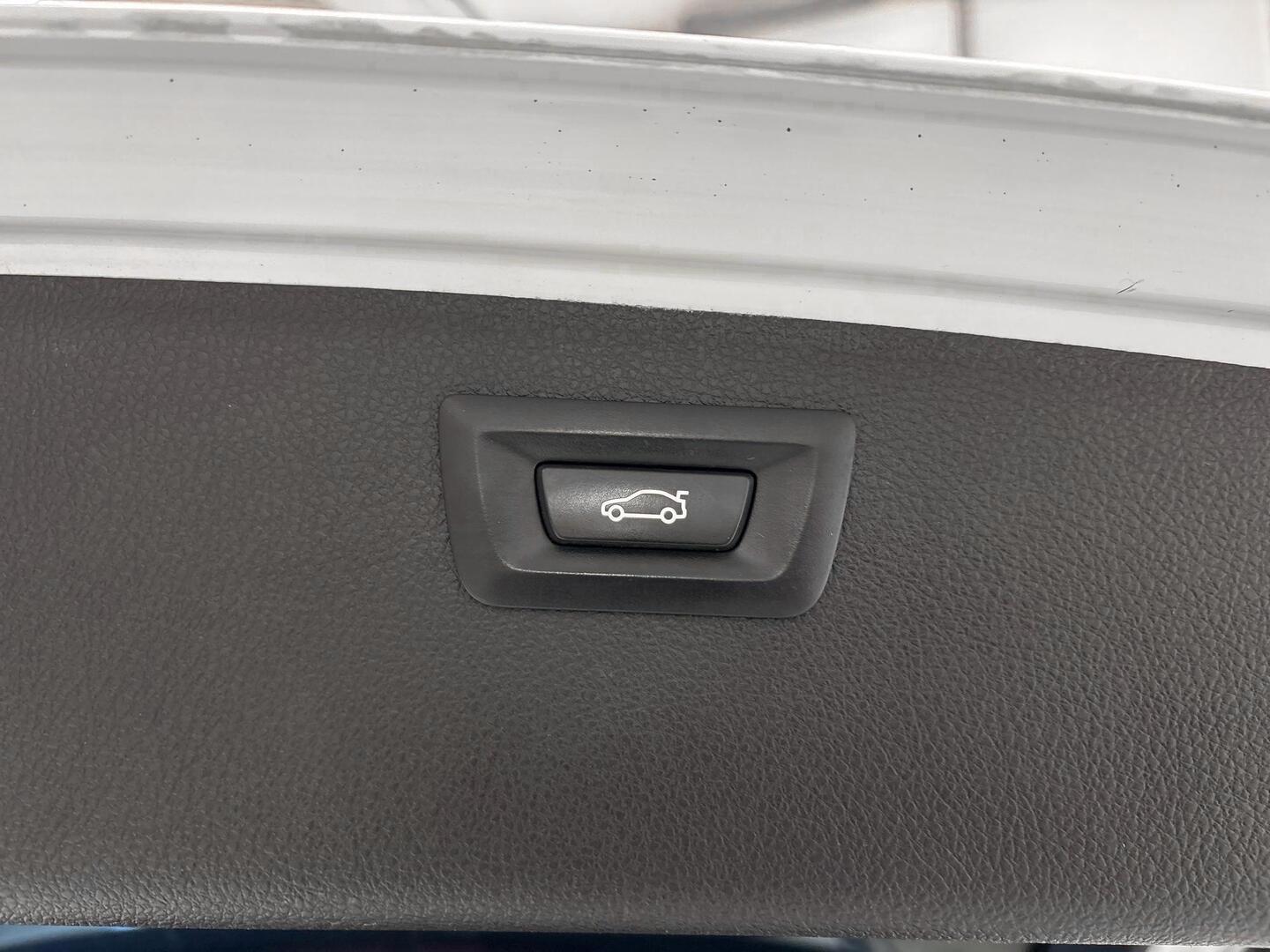 BMW 320 2017