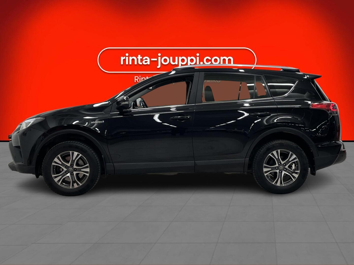 TOYOTA RAV4 2018