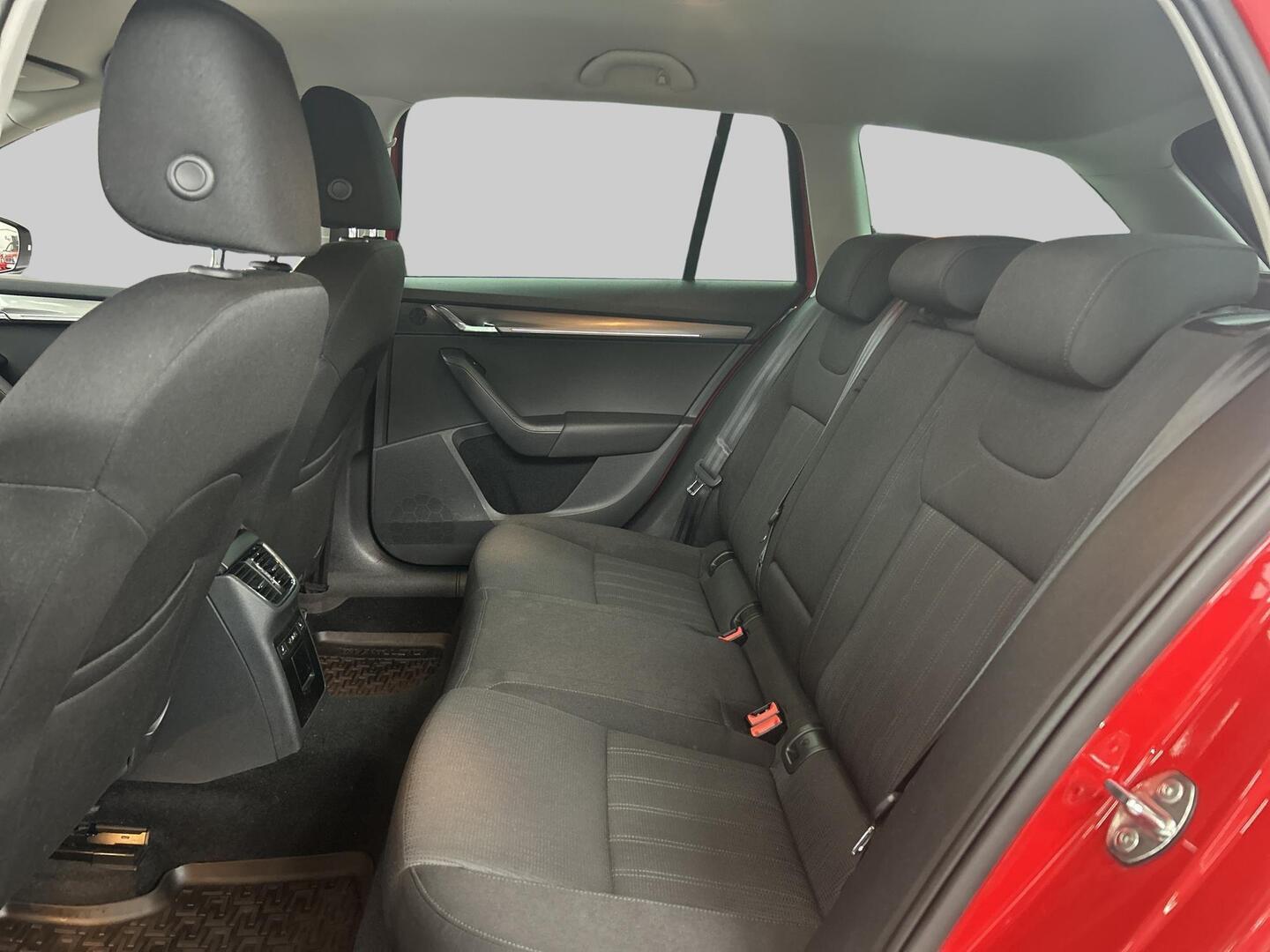 SKODA Octavia 2017