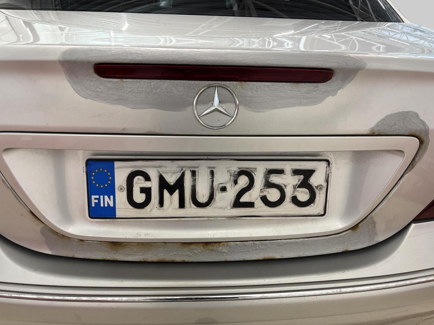 MERCEDES-BENZ C 2001
