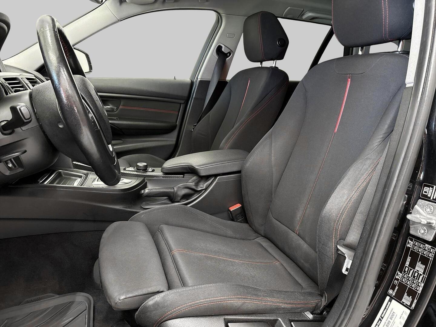 BMW 320 2013