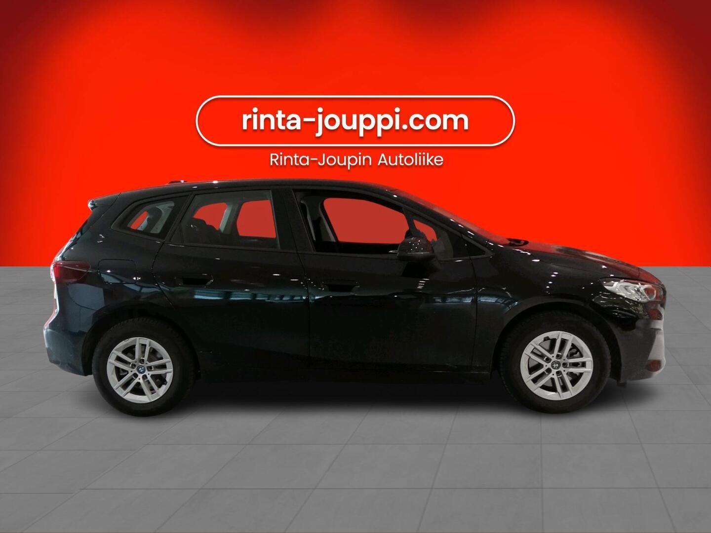 BMW 225 2024