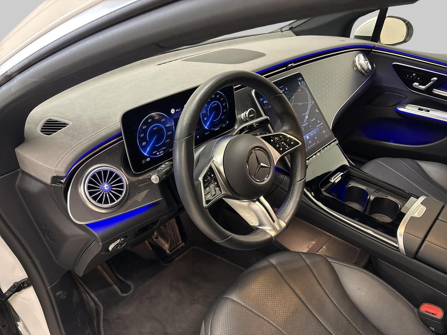 MERCEDES-BENZ EQE 2022
