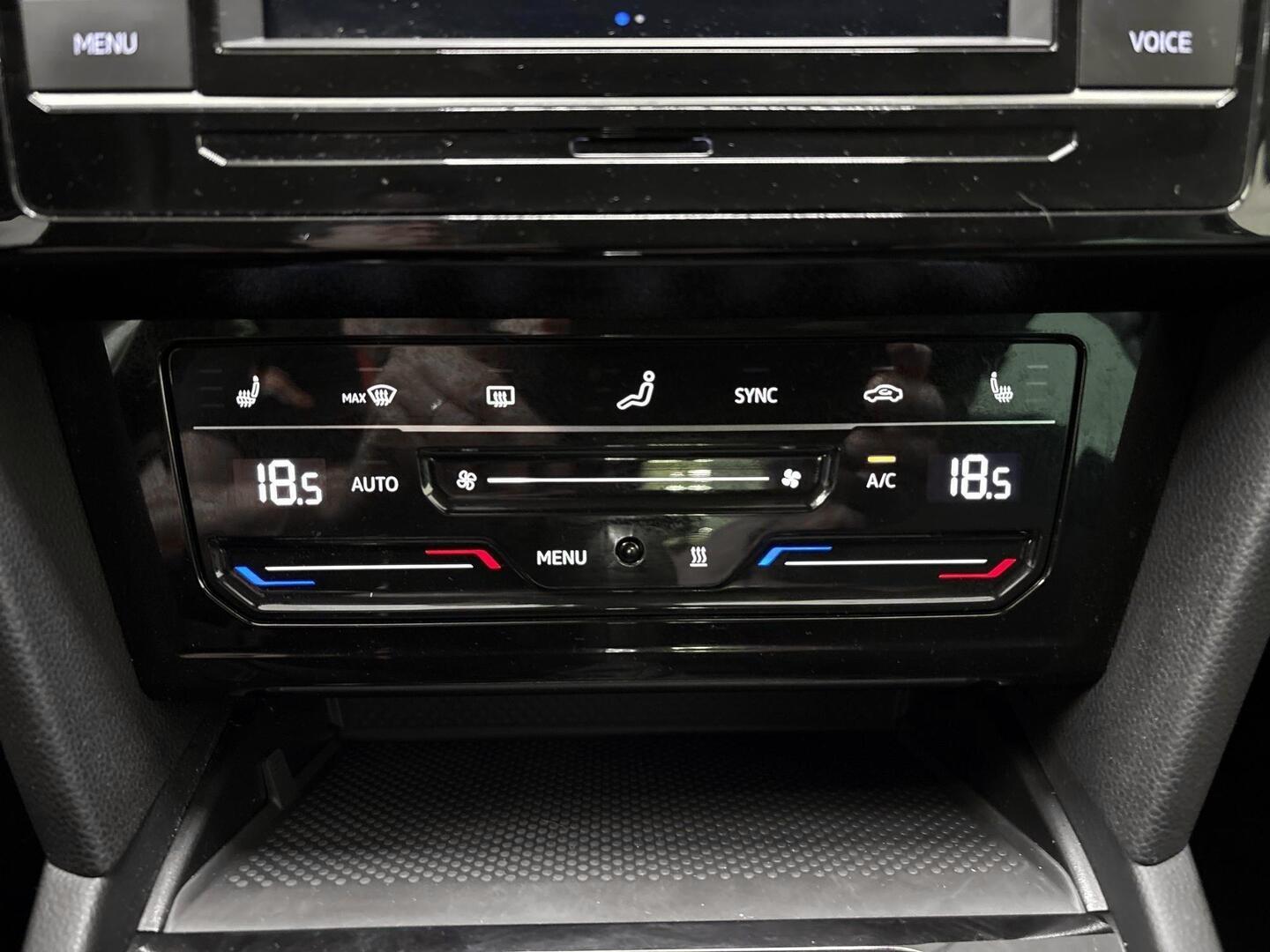 VOLKSWAGEN Passat 2021