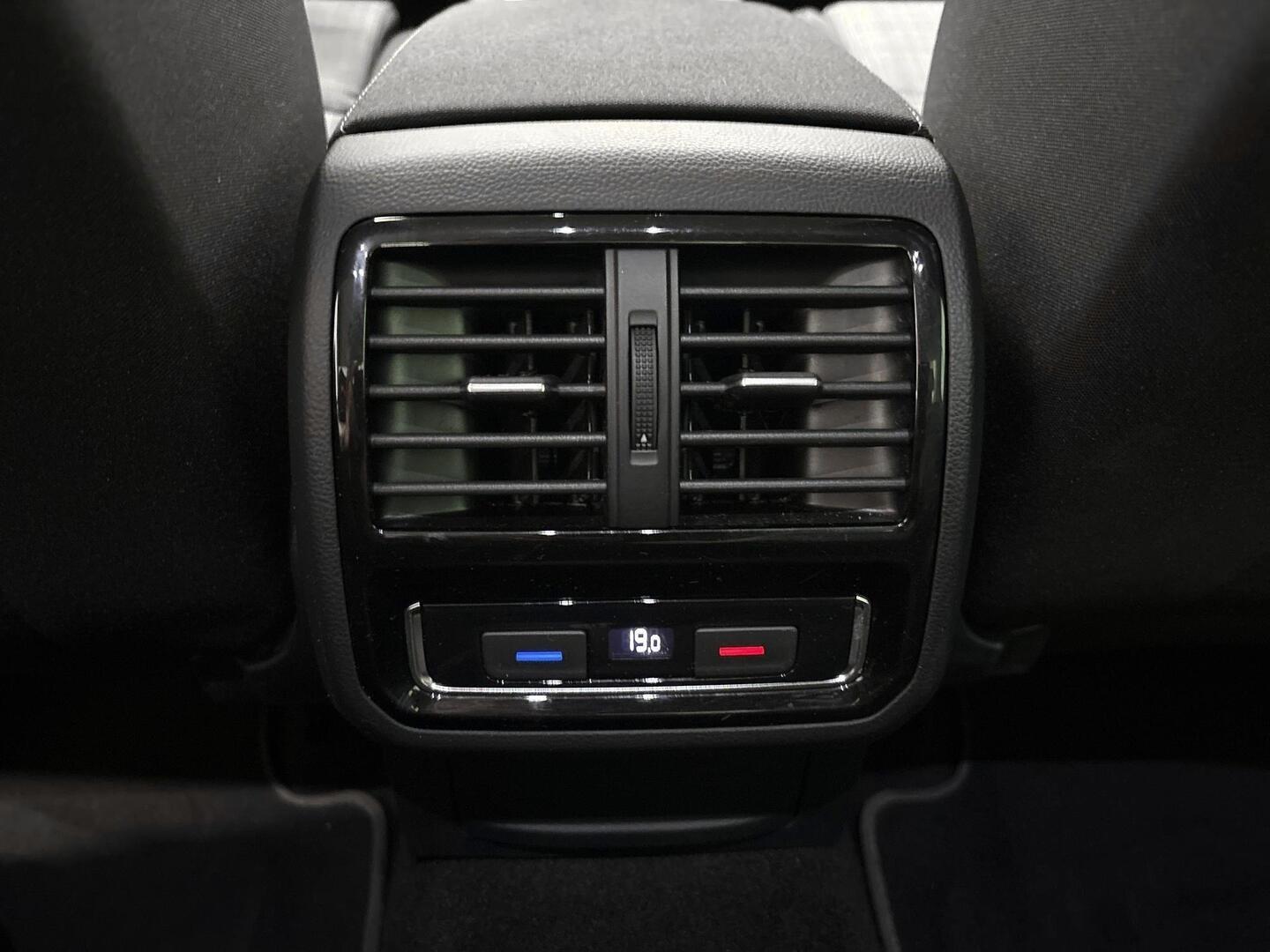VOLKSWAGEN Passat 2021