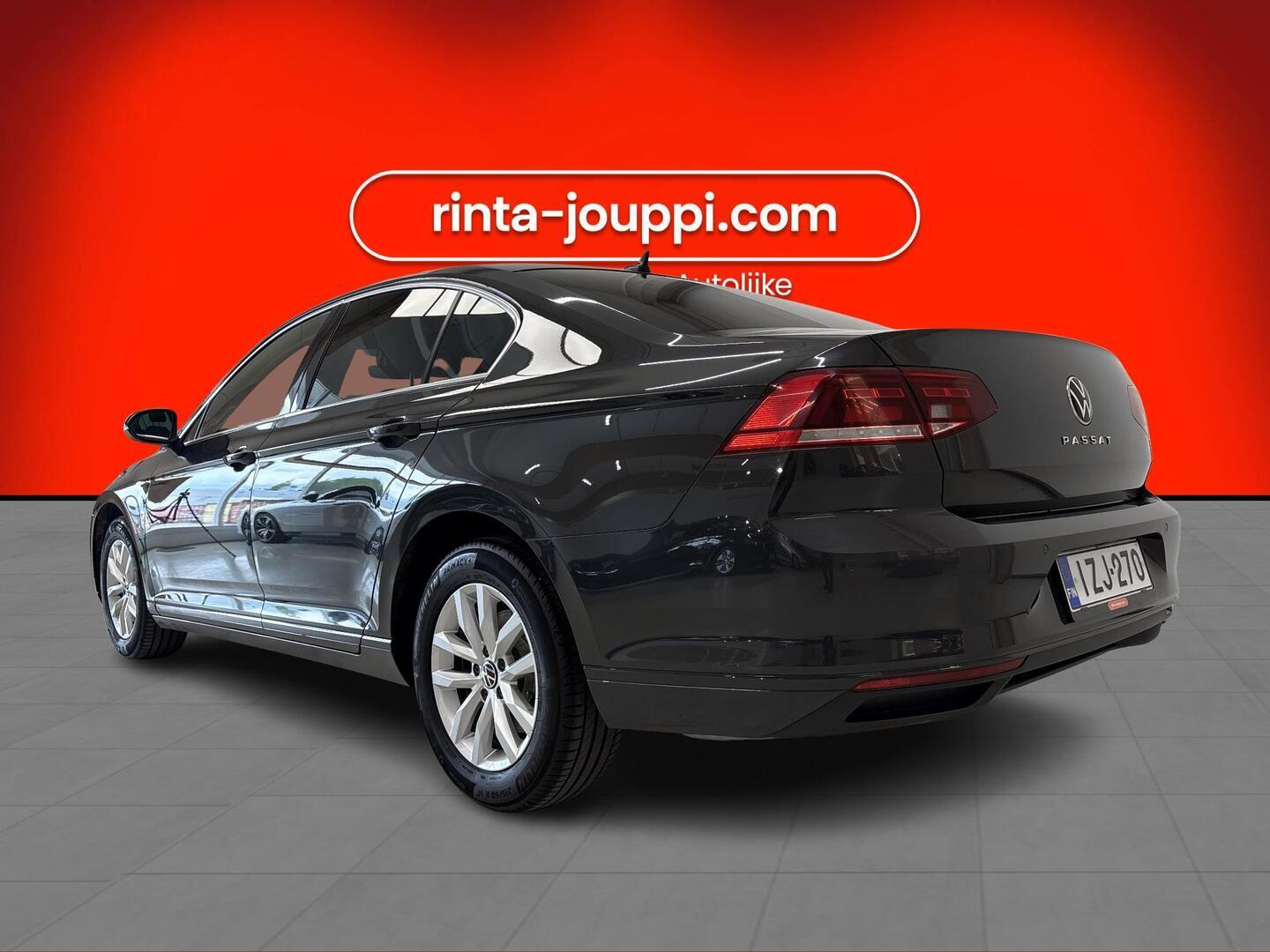 VOLKSWAGEN Passat 2021