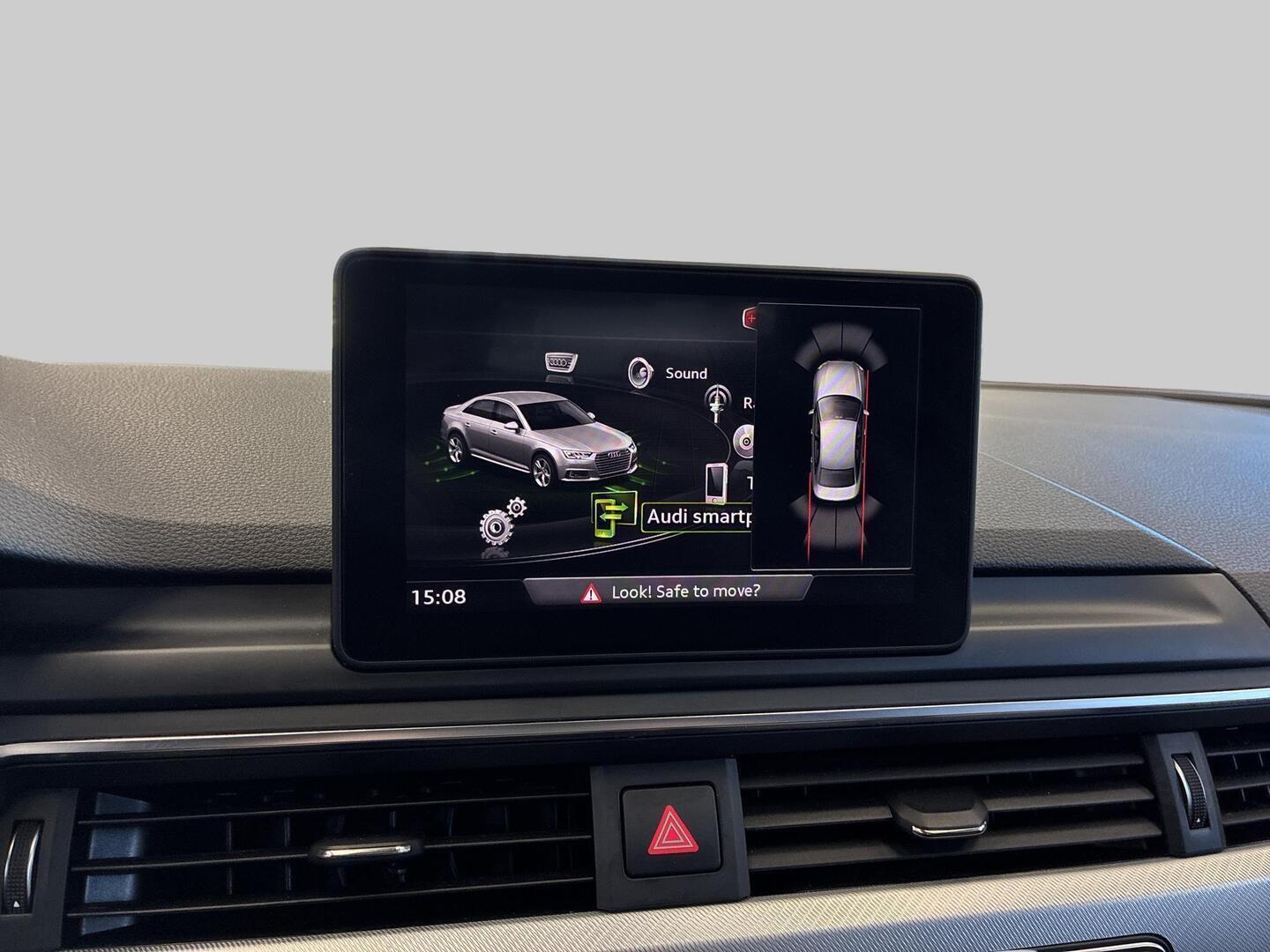 AUDI A4 2016