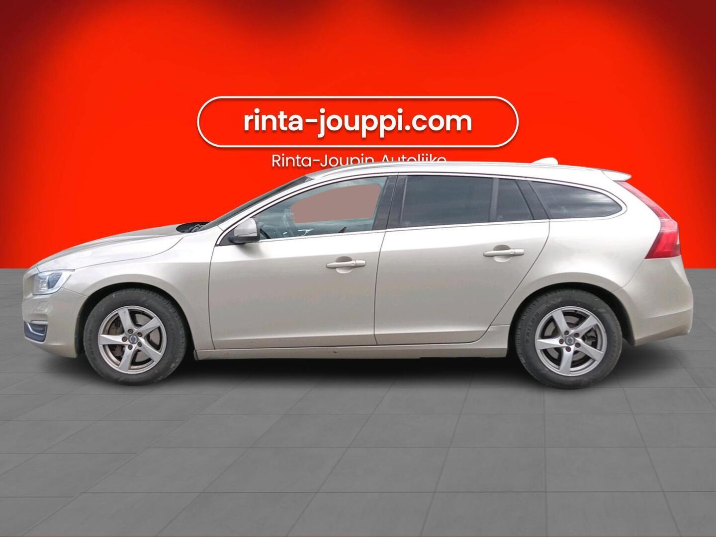 VOLVO V60 2017