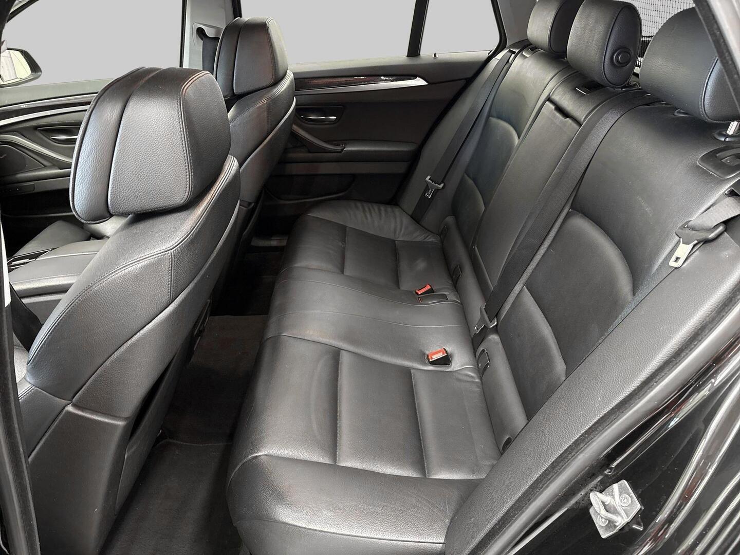 BMW 528 2011