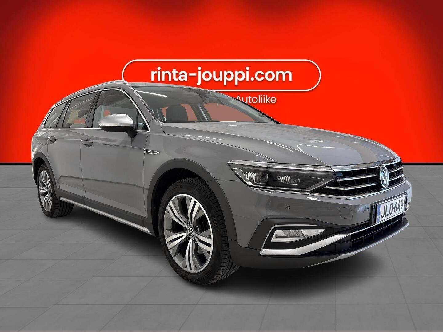 VOLKSWAGEN Passat 2022