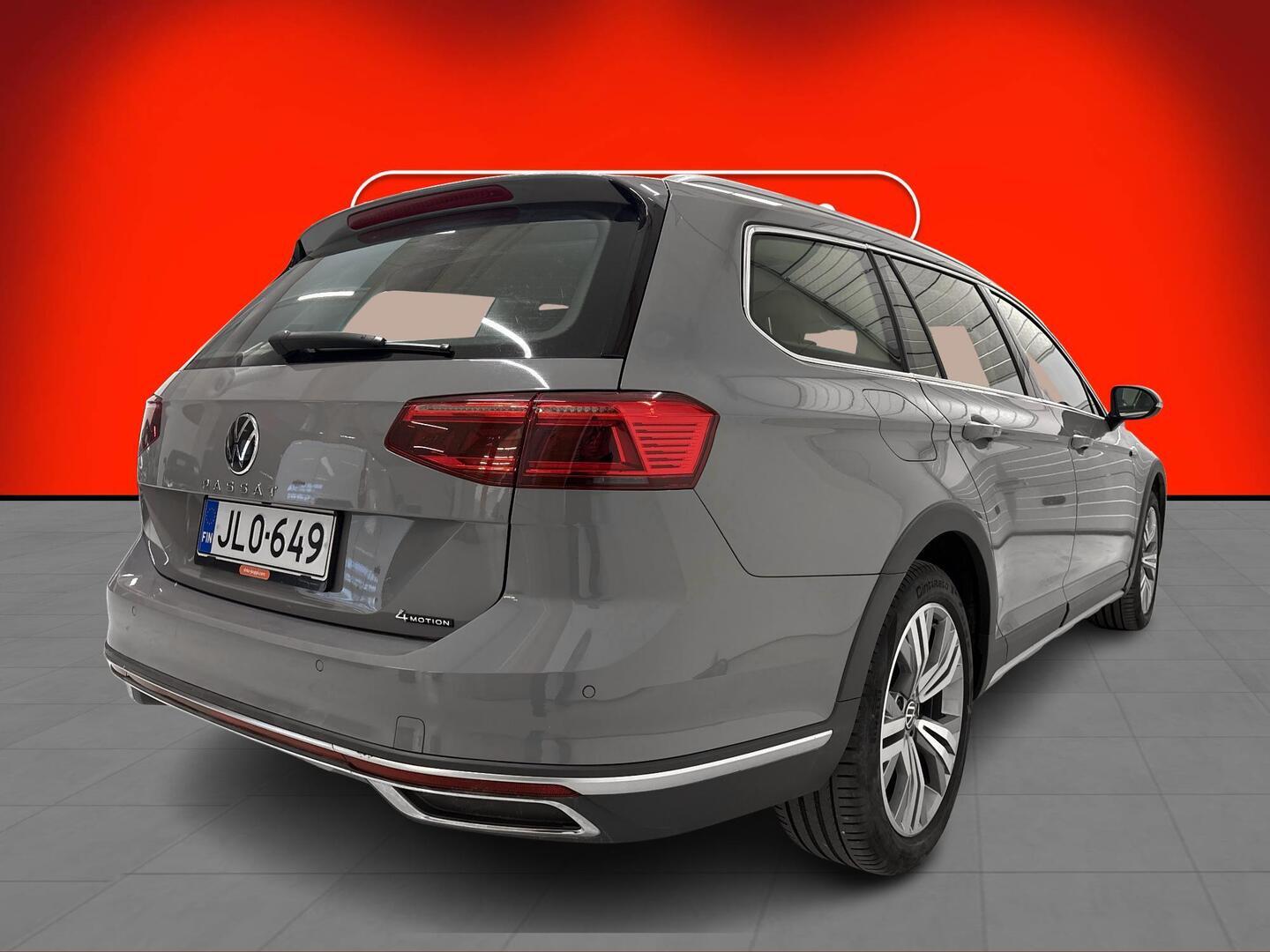 VOLKSWAGEN Passat 2022