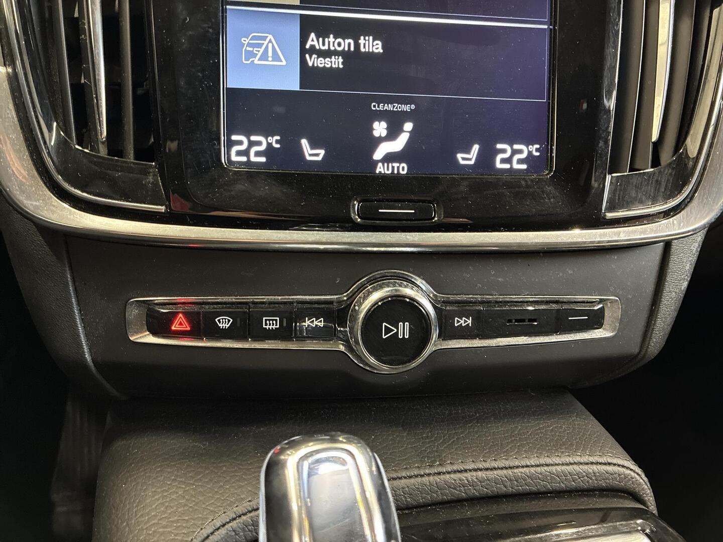 VOLVO V90 2018