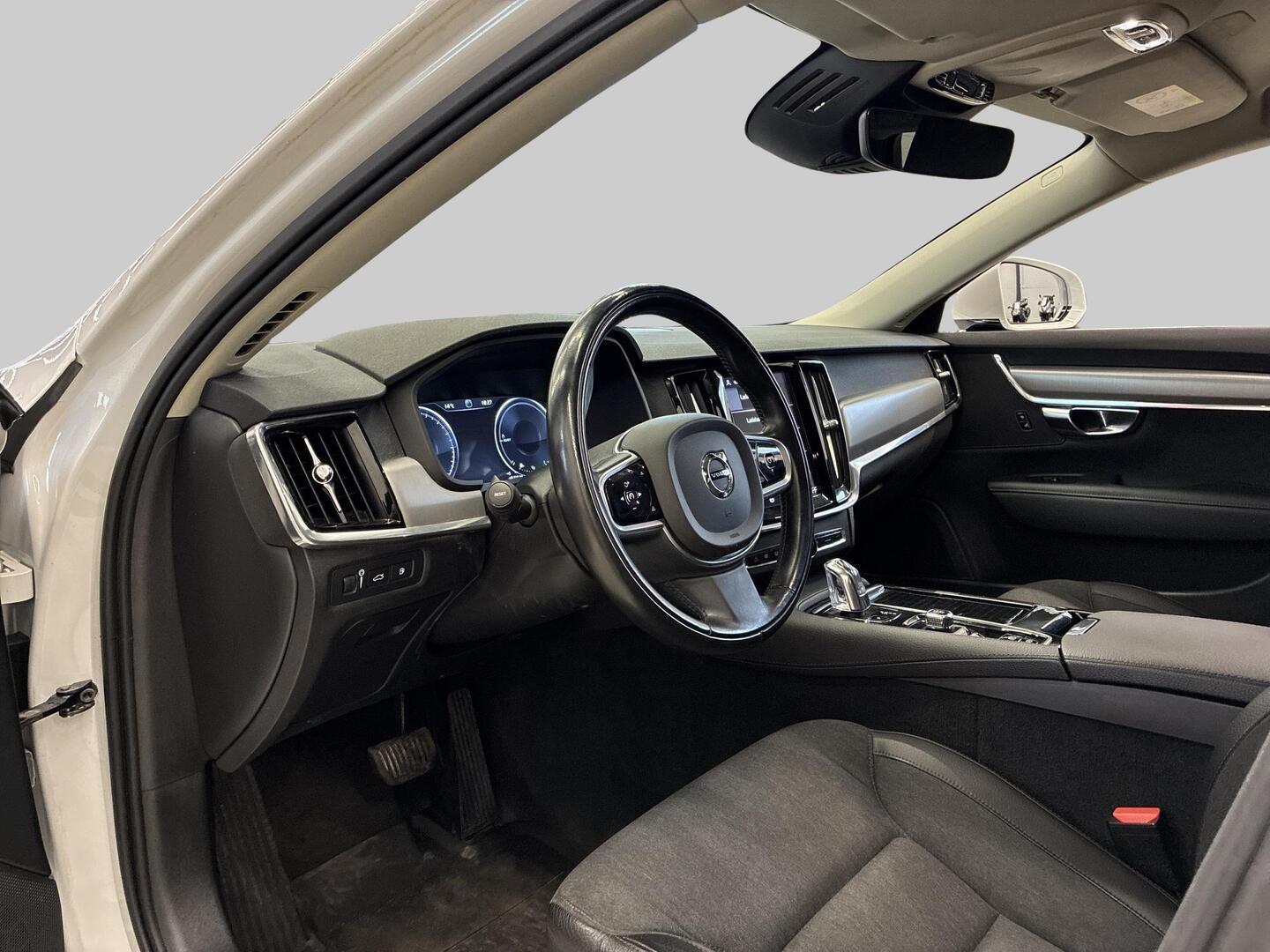 VOLVO V90 2018