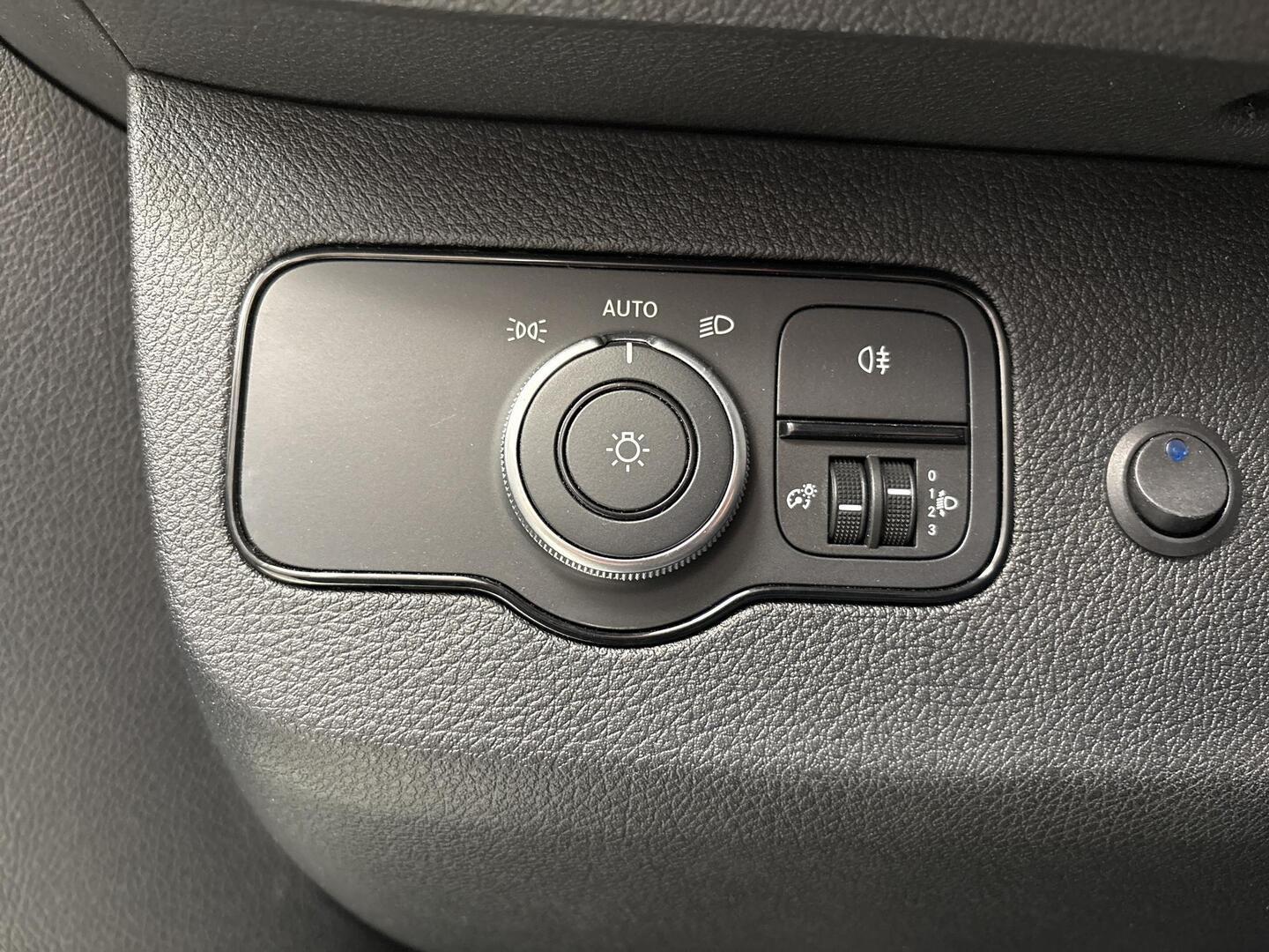 MERCEDES-BENZ Sprinter 2022