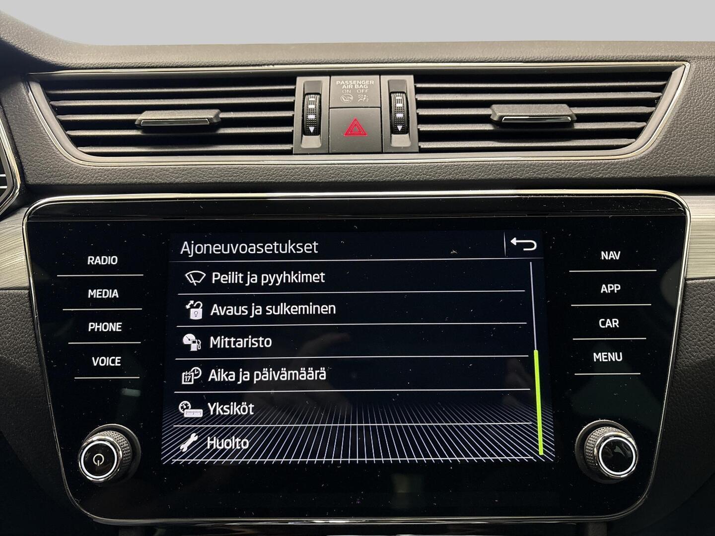 SKODA Superb 2023