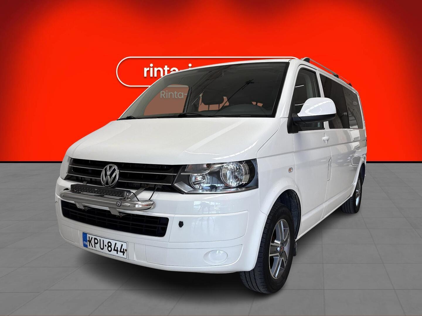VOLKSWAGEN Caravelle 2012
