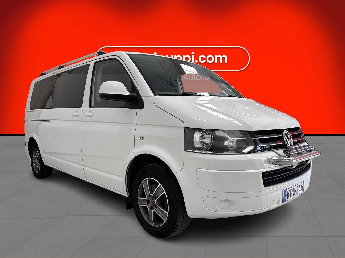 VOLKSWAGEN Caravelle 2012