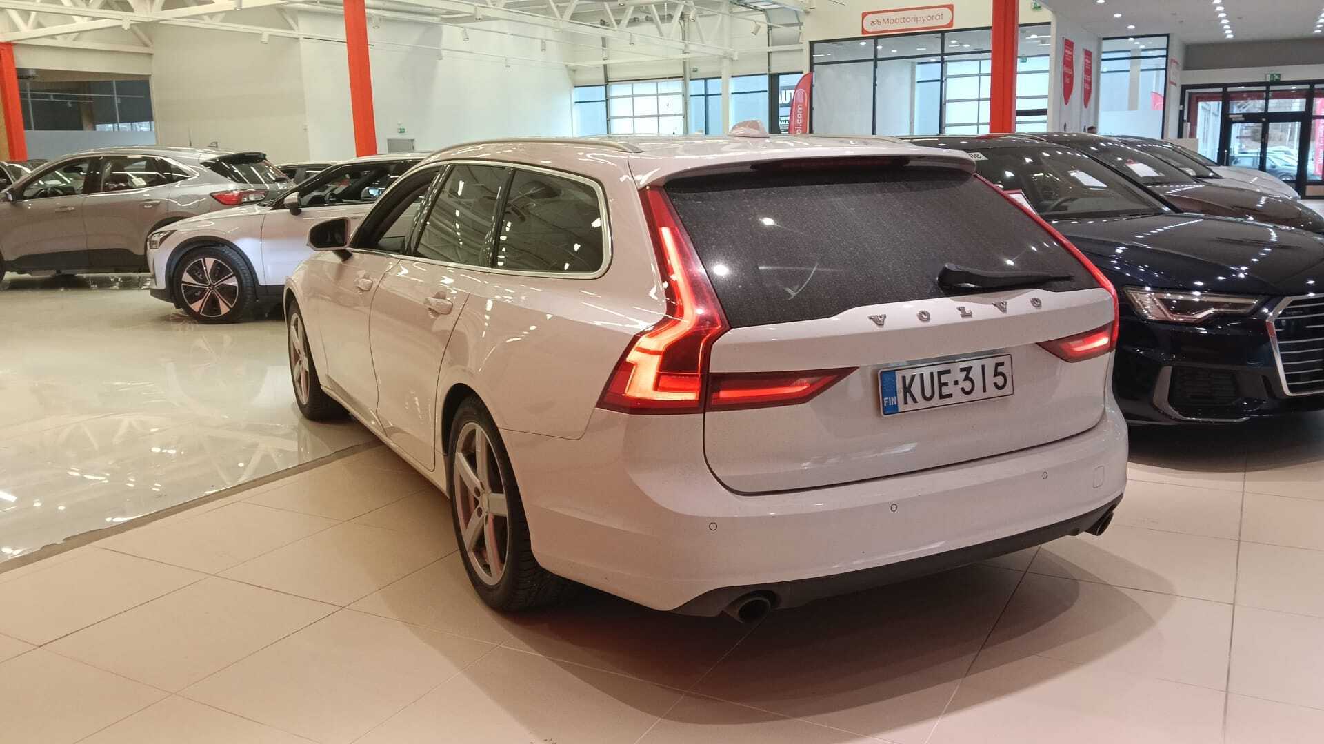 VOLVO V90 2017