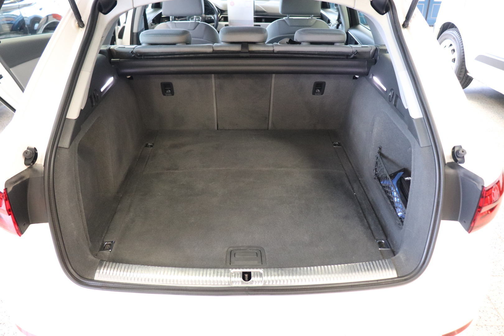 AUDI A4 2018