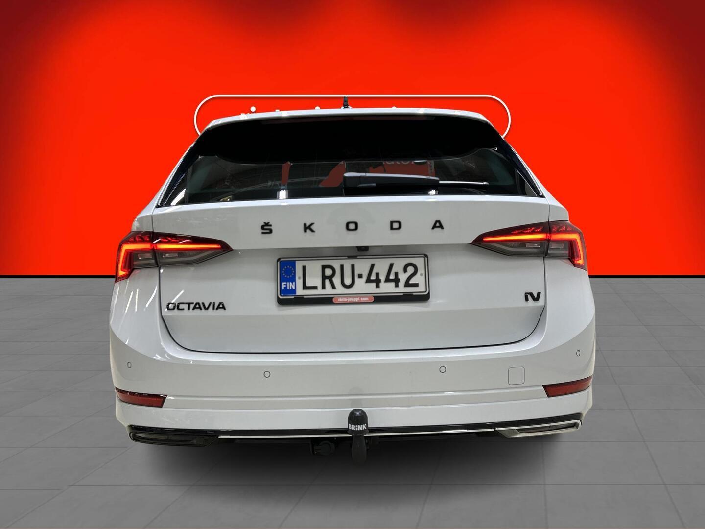 SKODA Octavia 2023
