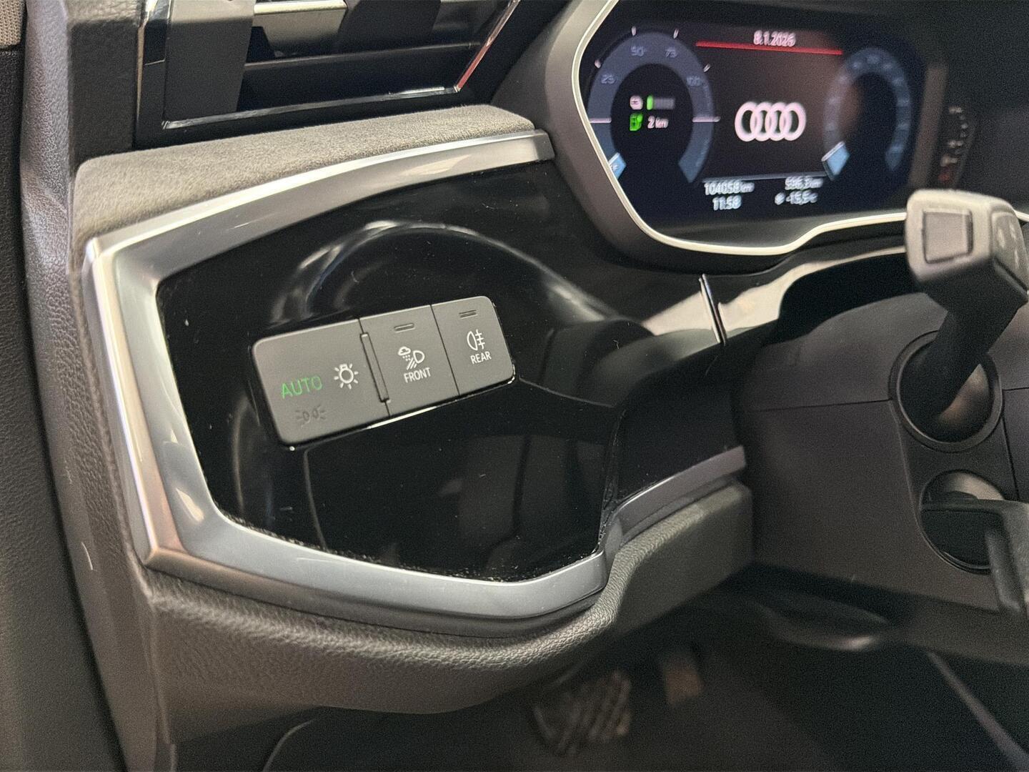 AUDI Q3 2023