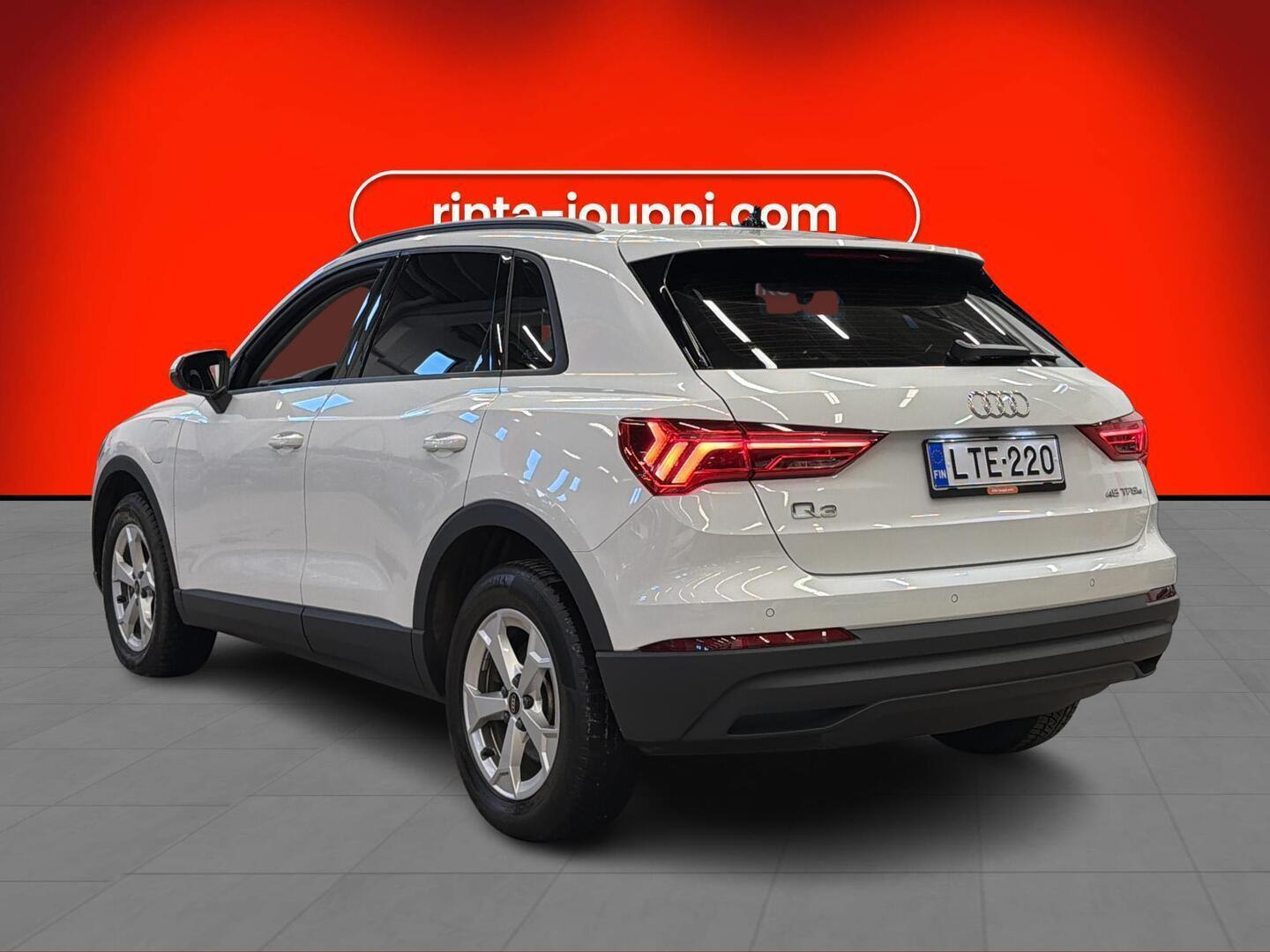AUDI Q3 2023
