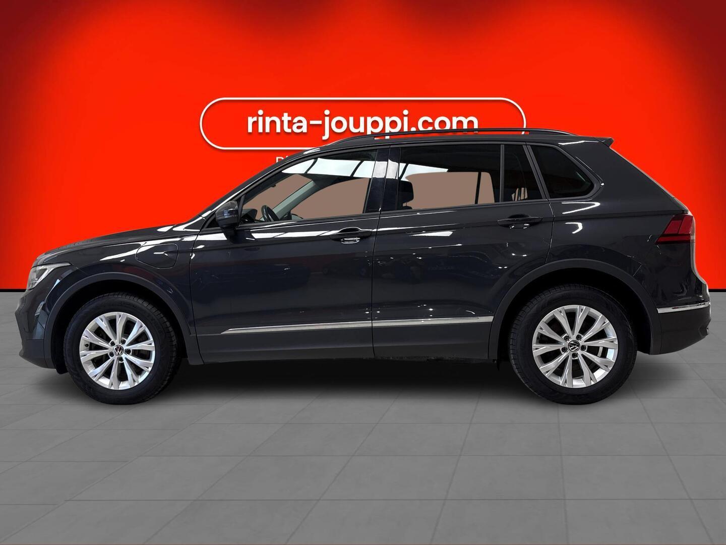 VOLKSWAGEN Tiguan 2022