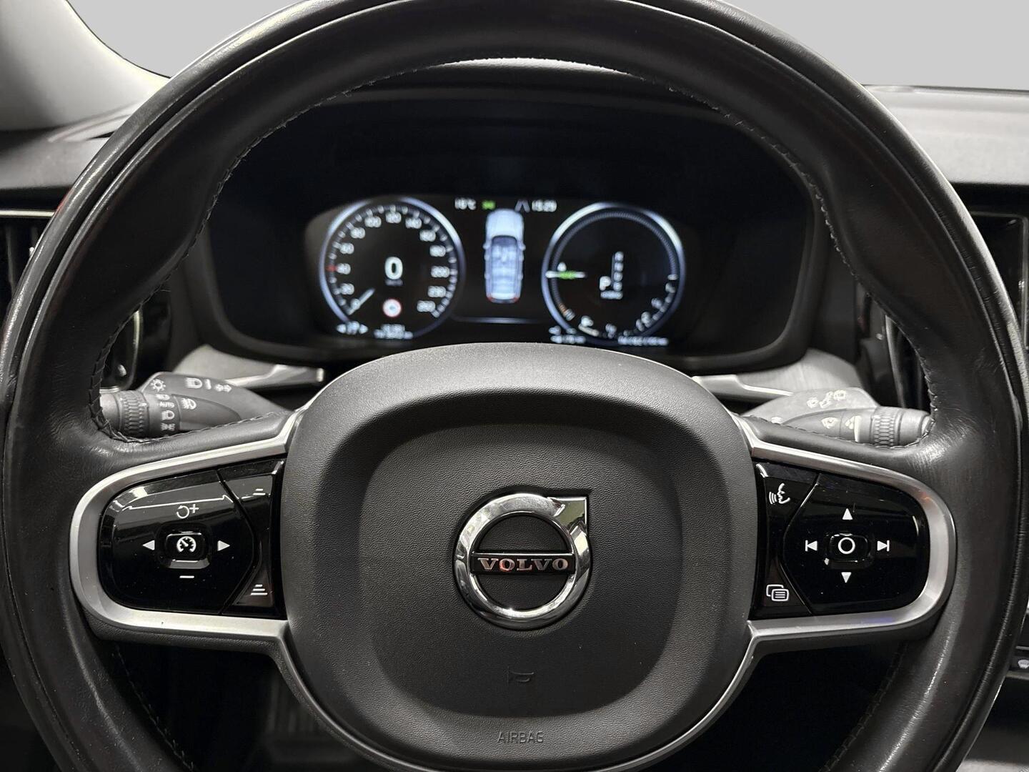 VOLVO V60 2019