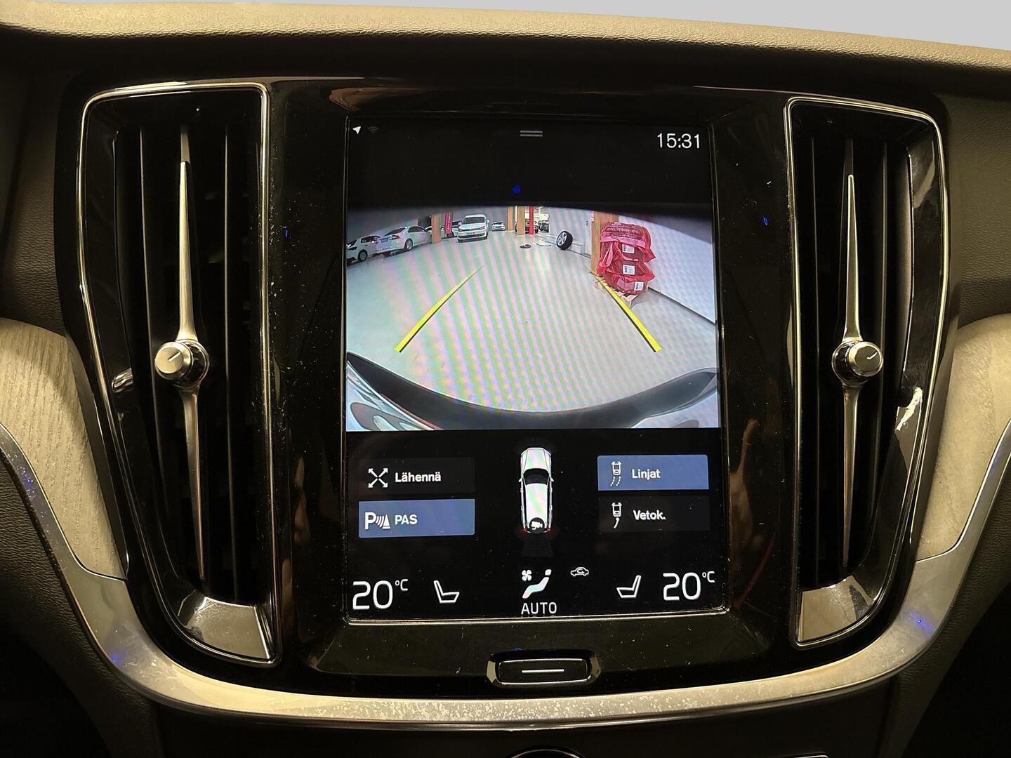 VOLVO V60 2019