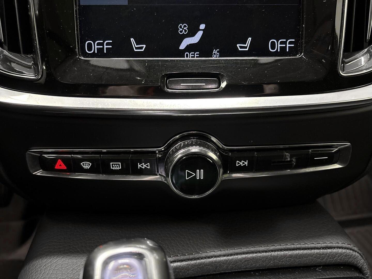 VOLVO V60 2019