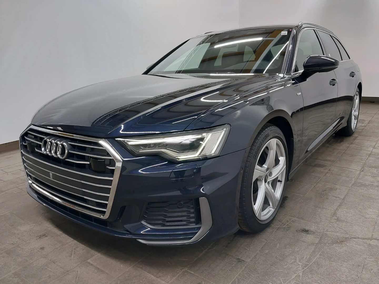AUDI A6 2023